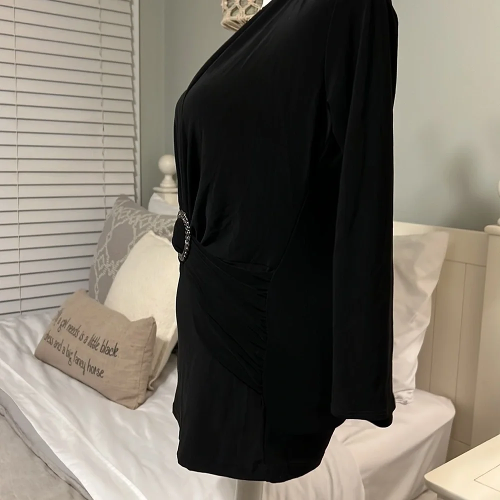 Designer Top - Picture 4 of 7